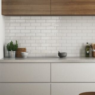 County Gris Claro Wall Tile Ceramic Blanco 9x65x200mm 38pk