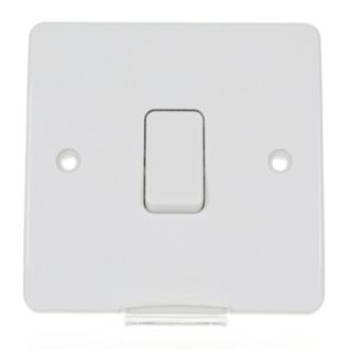 MK Logic Plus Intermediate Switch 1 Gang 10Amp White