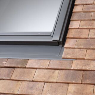 Velux Pro+ EDP MK04 2000 Single Plain Tile Flashing For Tile Up To 14mm Thick 780x980mm